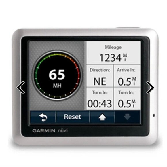 Garmin Nuvi 1200 Plug in Car Navigation System - Picture 4 of 11